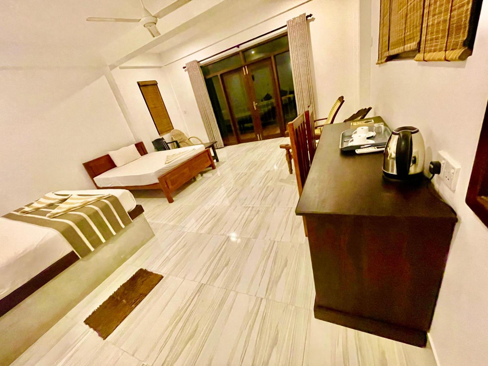 Ashansa Lagoon Resort Tangalle Kültér fotó